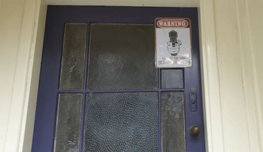 Loaded guns, Nazi uniform found at home of man who died in police stand-off