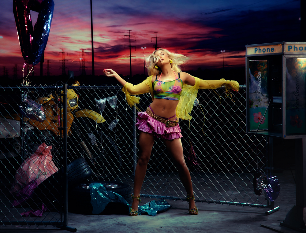 Zara Larsson Rewrites Midnight Sun as a Global Girls Trip