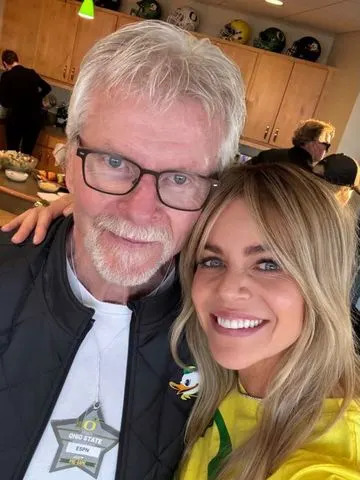 Kaitlin Olson and her father, Don OlsonCredit: Kaitlin Olson/Instagram
