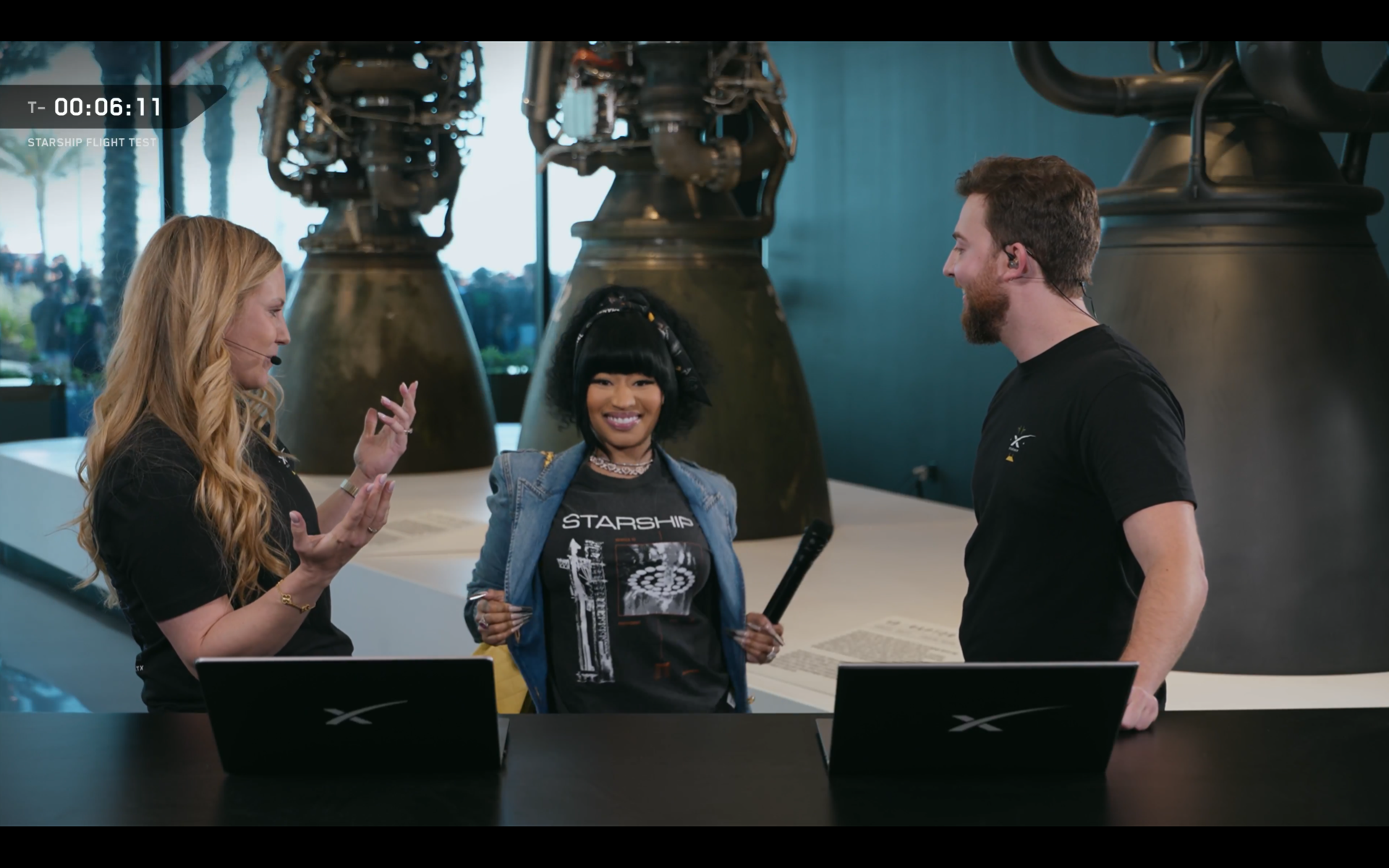 Singer Nicki Minaj show off a SpaceX Starship t-shirt while awaiting Starship Flight 12 on May 21, 2026