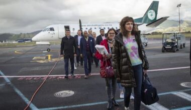 Air Chathams may cut Kāpiti flight if loan declared in default