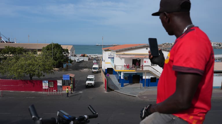 An ambulance evacuates patients from the MV Hondius cruise ship to the airport in Praia, Cape Verde, Wednesday, May 6, 2026.