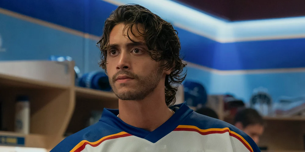 Off Campus' Antonio Cipriano Teases Grace's Involvement in Season 2 & Why They Cast India Fowler in the Role - Just Jared - Celebrity News and Gossip