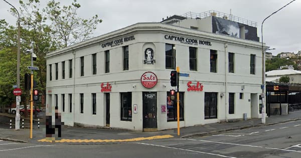 Sal's Pizza burglary didn't pan out – cashbox dumped on Dunedin road