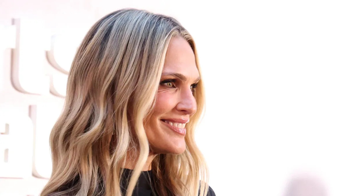 Molly Sims, 52, Rocks a Sheer Dress at the Sports Illustrated Swimsuit Party Like a Total Queen