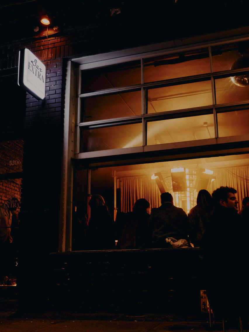 Bar Extra montreal