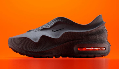 Nike Air Max 1000.2 'Black/Hyper Crimson'