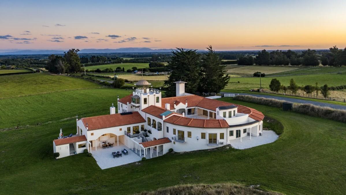 'Grand Designs' castle in Canterbury up for sale