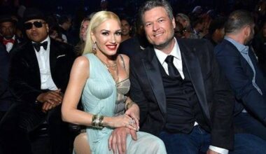 Blake Shelton Roasts Manager After Missing Gwen Stefani’s Big Sphere Opening