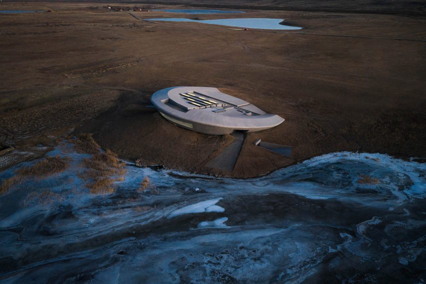 Prairie Ark gallery in Mongolia by Büro Ziyu Zhuang