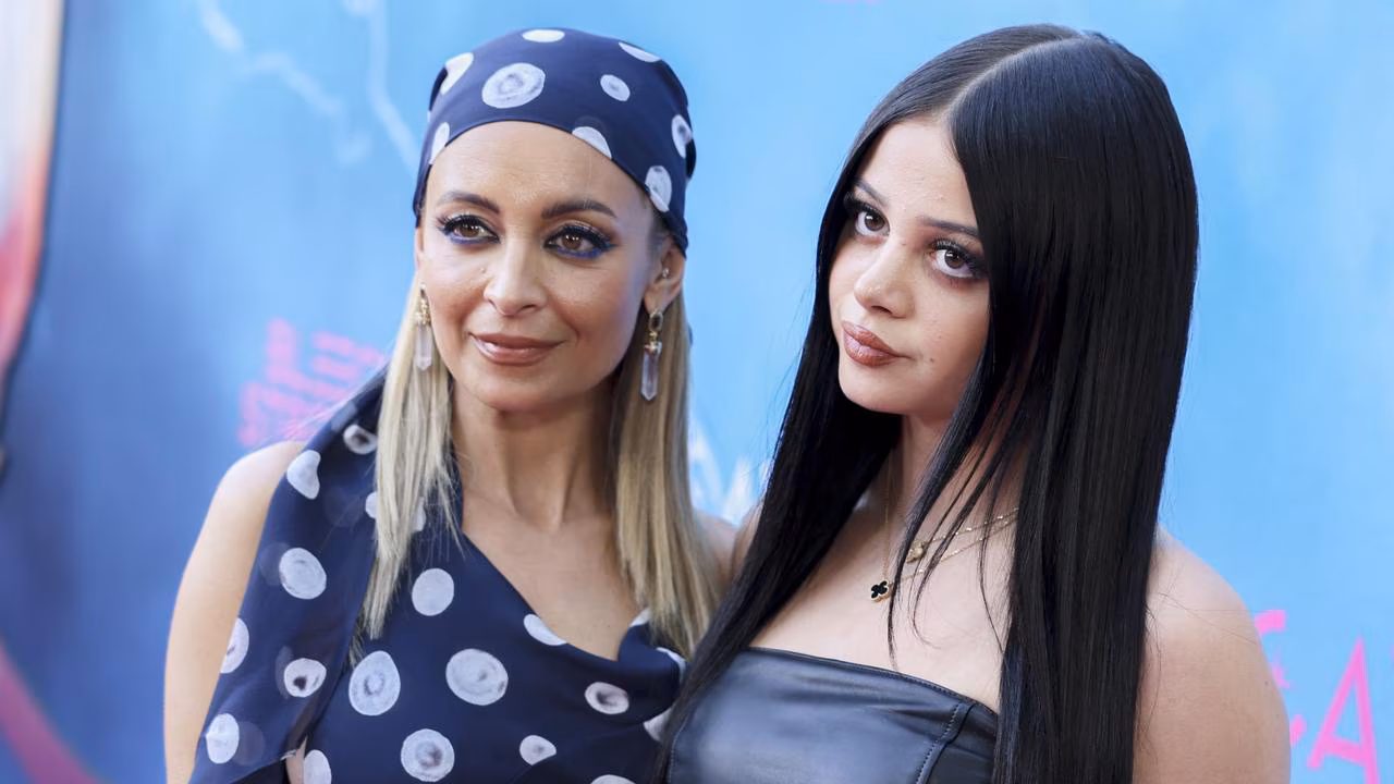 Nicole Richie hits red carpet with rarely-seen 18-year-old daughter