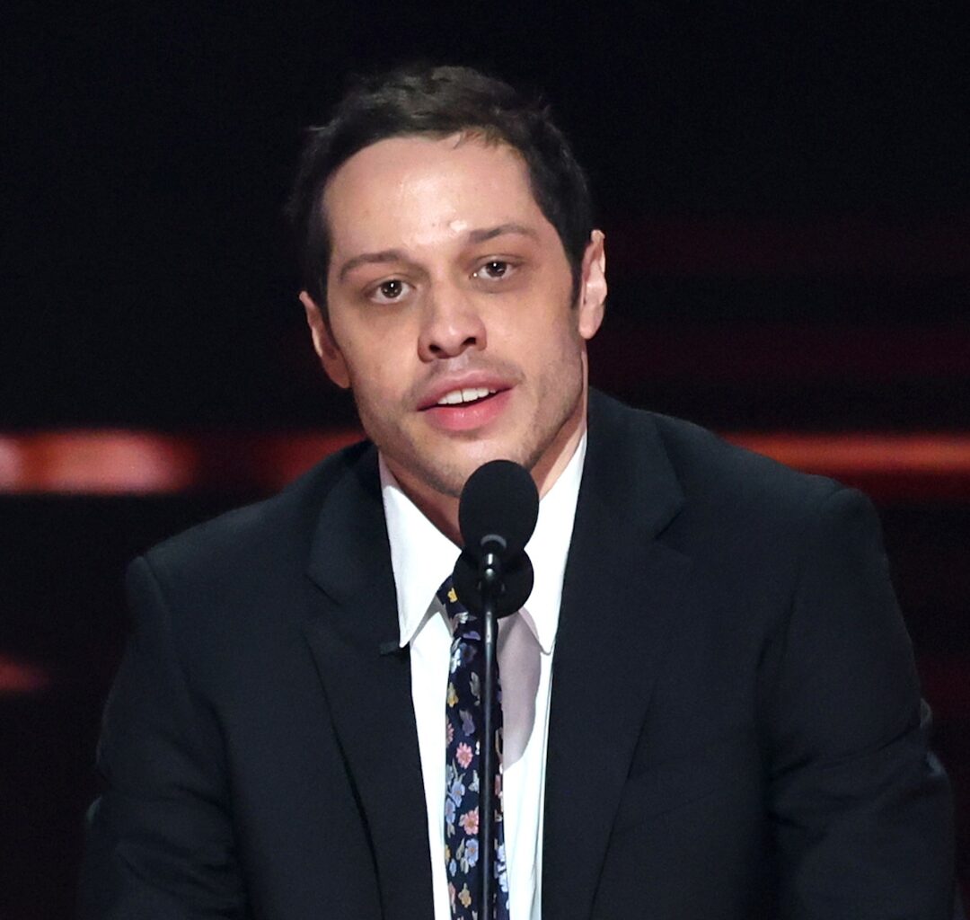 Pete Davidson Praises Kim Kardashian on Netflix Show as "Superhuman"