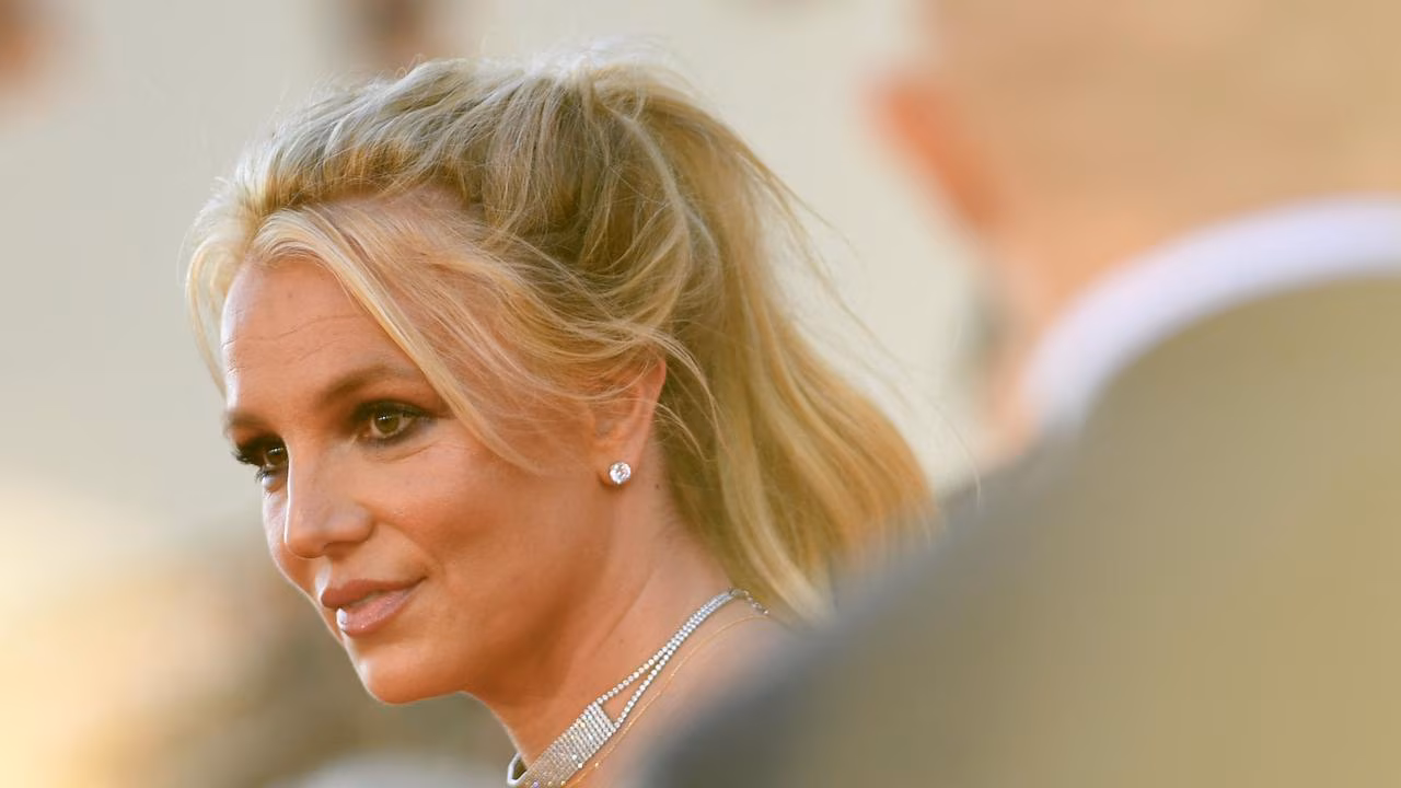 Britney Spears’ rep speaks out amid latest antics including barking like a dog in a restaurant