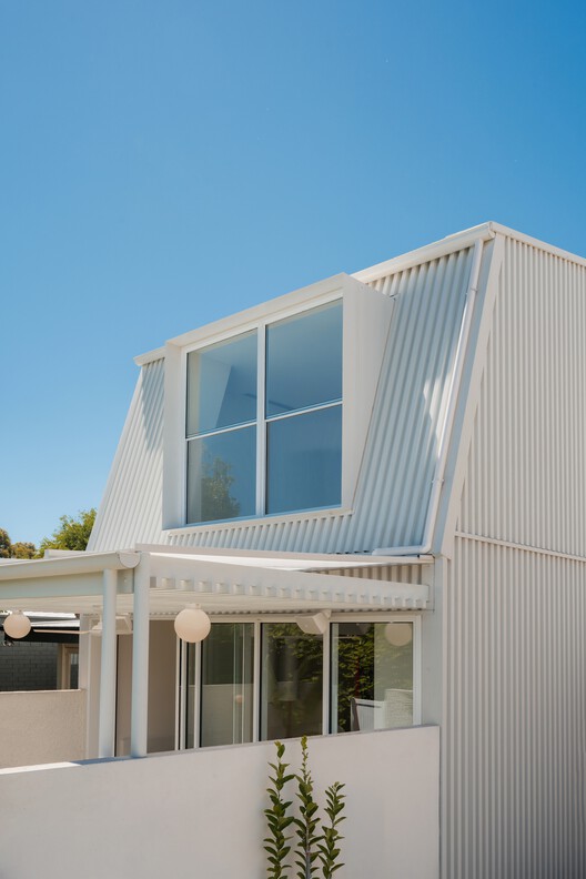 City Cottage / Sans-Arc Studio - Exterior Photography