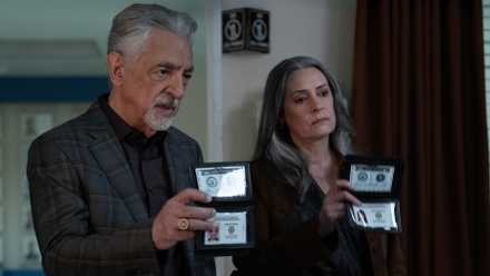 Paget Brewster and Joe Mantegna in Criminal Minds