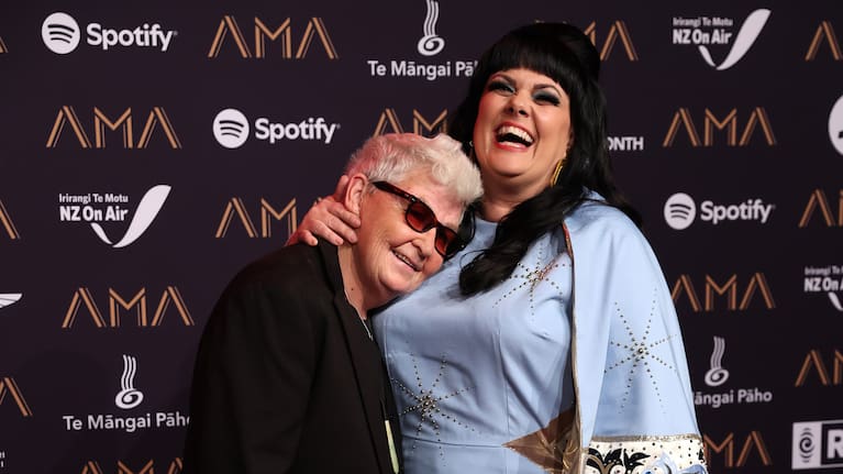 Dame Lynda Topp and Tami Neilsen at the Aotearoa Music Awards.