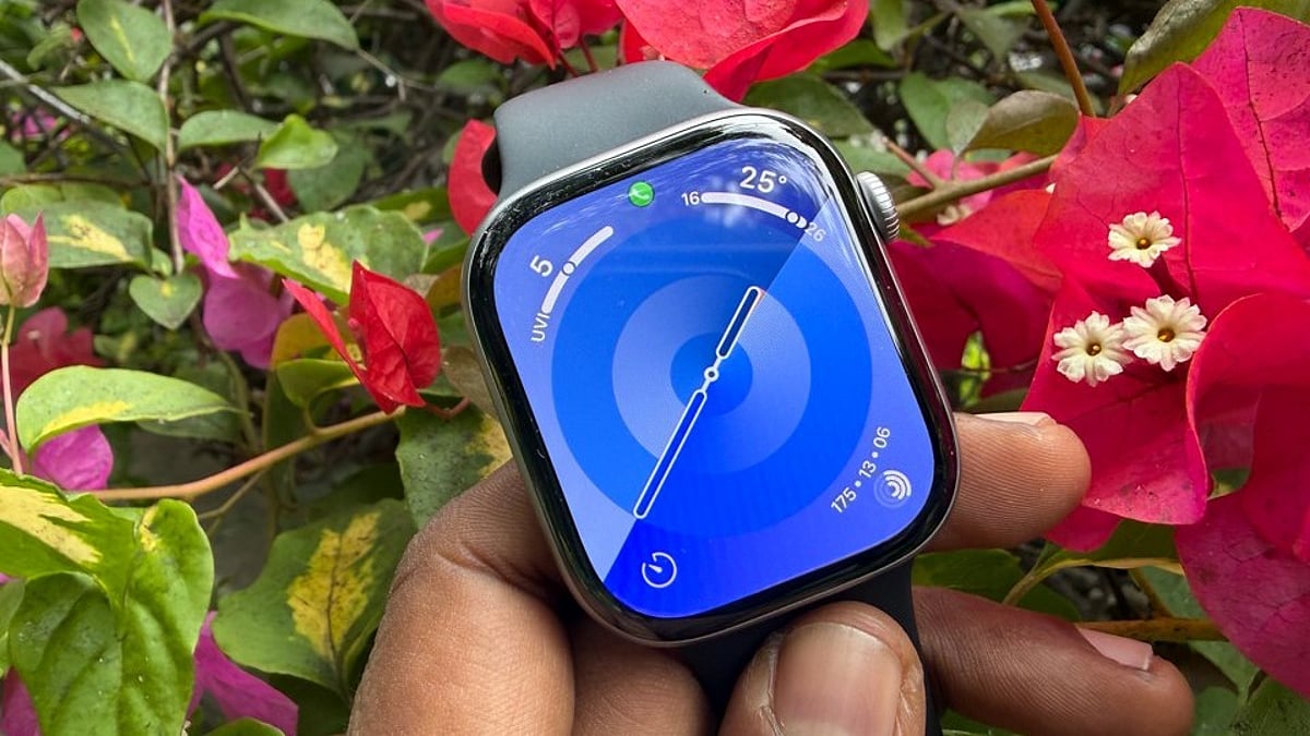 Students and teachers can now avail of big discounts on Apple Watches in India