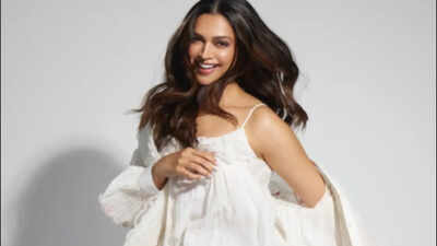 Deepika Padukone debuts baby bump on 'King' sets in South Africa; Pics send fans into frenzy