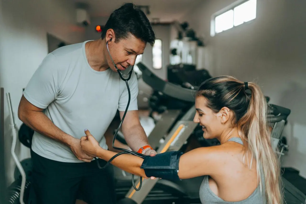 Doctors Reveal: This Is the Exact Weekly Exercise to Lower Blood Pressure