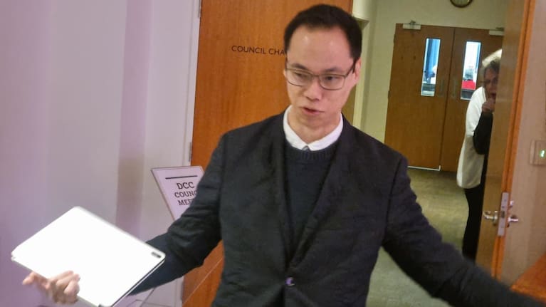 Dunedin councillor Benedict Ong says he will never resign before declining an invitation to attend a closed meeting for a code of conduct complaint against him.