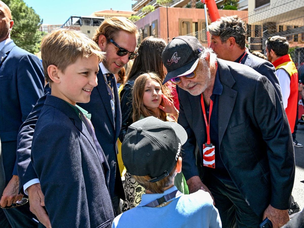 India Casiraghi makes a rare public appearance at the 2026 Monaco E Prix alongside her family.