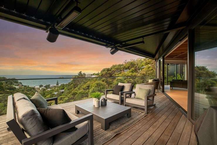 41D Tiri View Road, in Palm Beach, Waiheke Island, is billed as a first-class ticket. Photo / Supplied