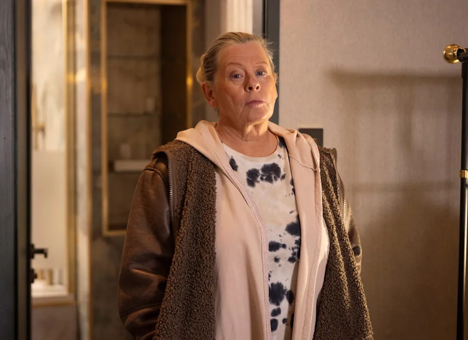 bernie winter, coronation street