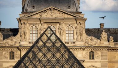 France announces team of architects for Louvre overhaul