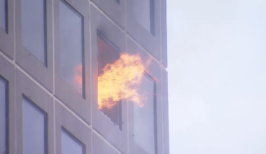 Fire breaks out in 19th floor of Auckland CBD hotel
