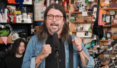Foo Fighters Play NPR's Tiny Desk Concert: Watch