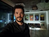 Selfies comparison: Galaxy S26+ - 23mm, f/2.2, ISO 1250, 1/11s (4000x3000px) - Samsung Galaxy S26 Plus vs. Galaxy S25 Plus