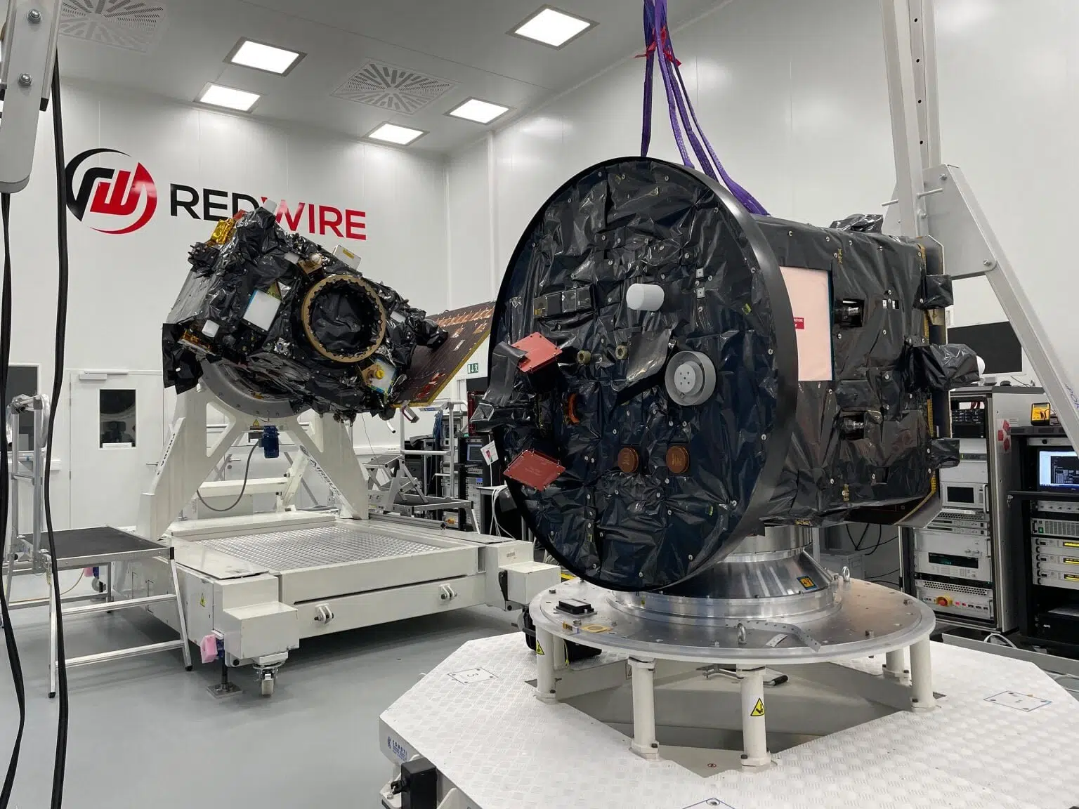The Proba-3 coronagraph and occulter spacecraft in the clean room on Earth. Credit: Red Wire