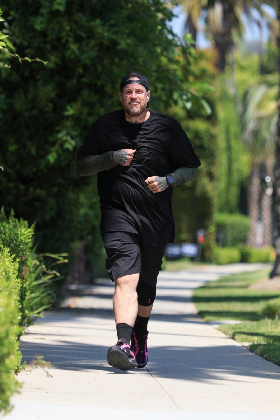 Jelly Roll jogging in Los Angeles
