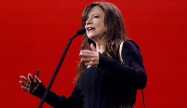 Australian hall of fame claims Kiwi singer-songwriter