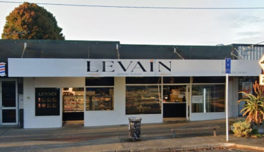 Popular Auckland bakery temporarily shut due to E food safety grade