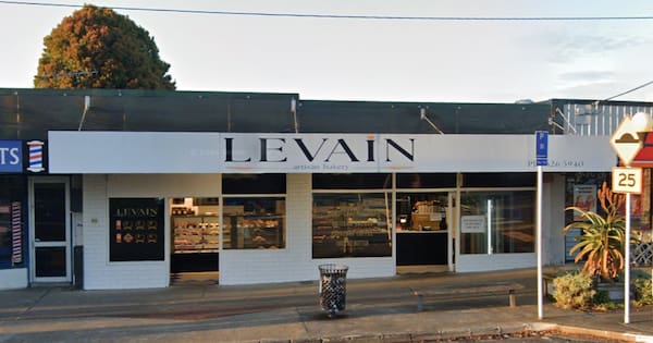 Popular Auckland bakery temporarily shut due to E food safety grade
