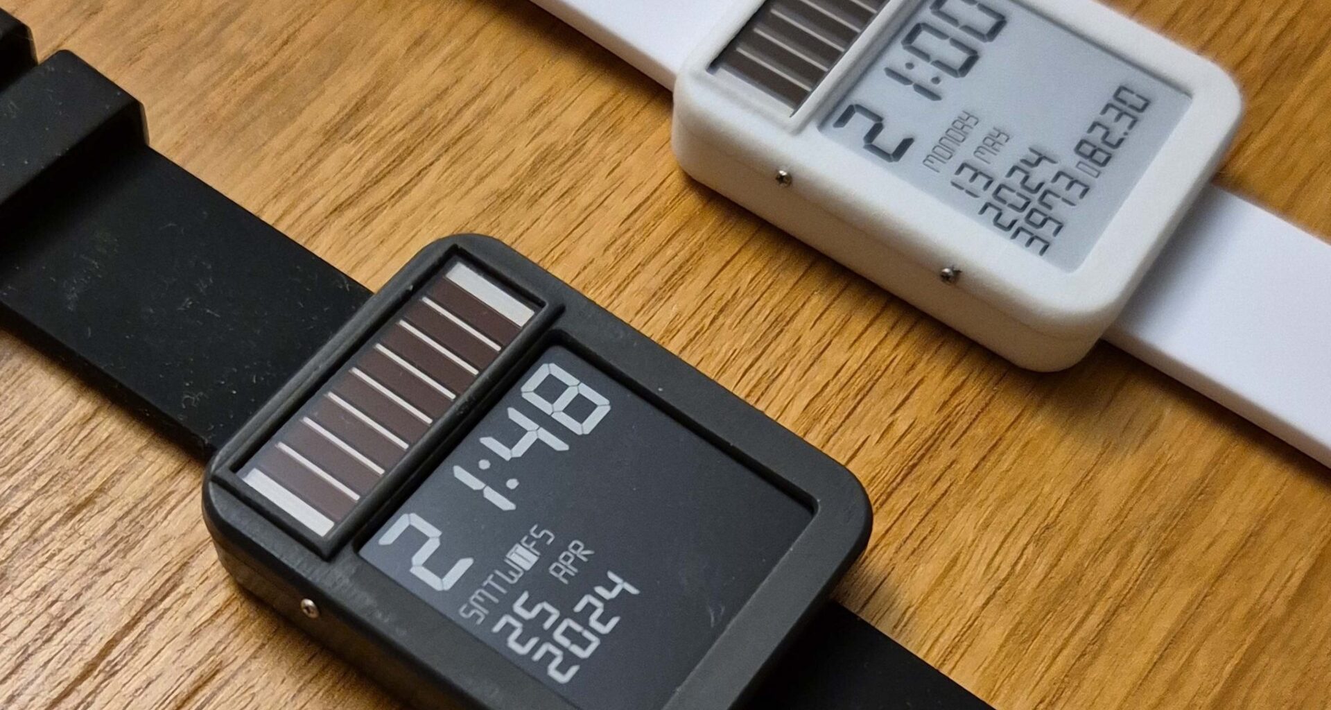 LightInk: E-ink smartwatch with solar, LoRa and GPS lasts 10 months on single charge