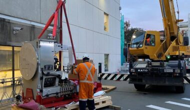New cancer treatment machine arrives at hospital