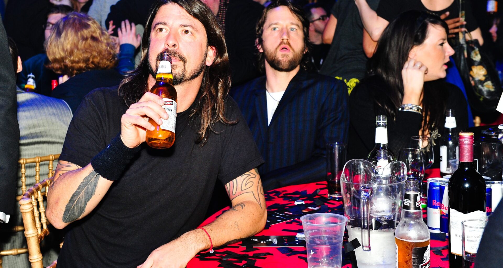 Dave Grohl says his boozy vocal regimen was "all a lie"