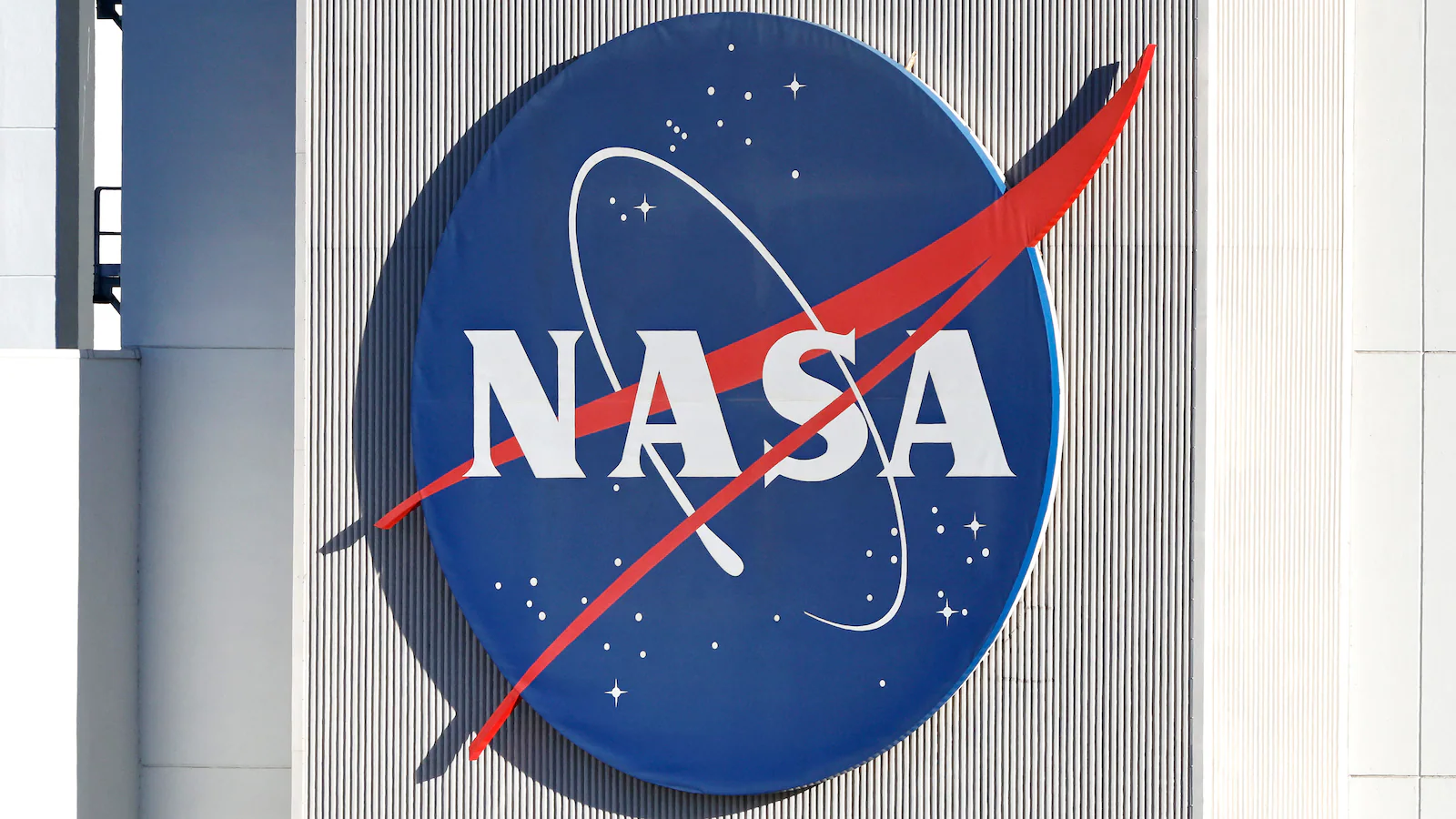 NASA's Wholesome Reply Viral After 8-Year-Old Spots Error On Space Agency's Website: 'We're On Our Way'