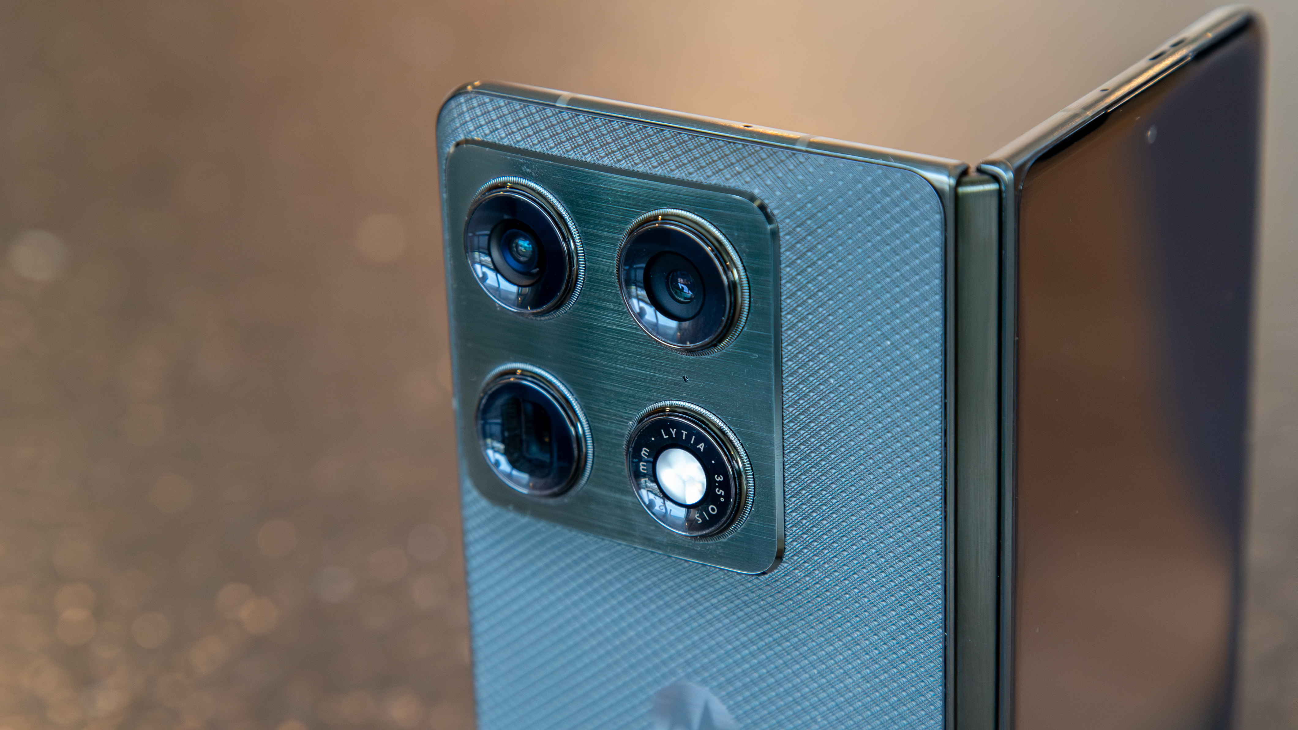 Motorola Razr Fold cameras