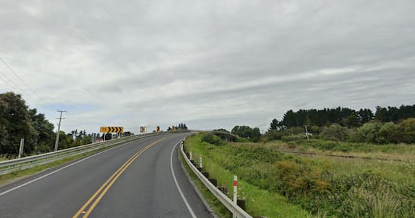 One critical, SH1 blocked in lower North Island crash