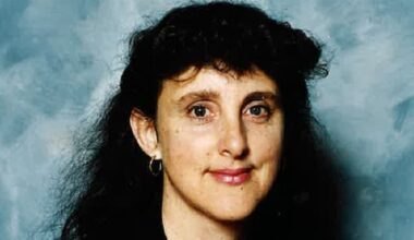 Million-dollar reward over Queensland teacher's disappearance