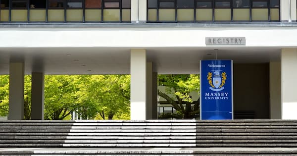 Massey University numbers rising but union says sites are 'ghost towns'