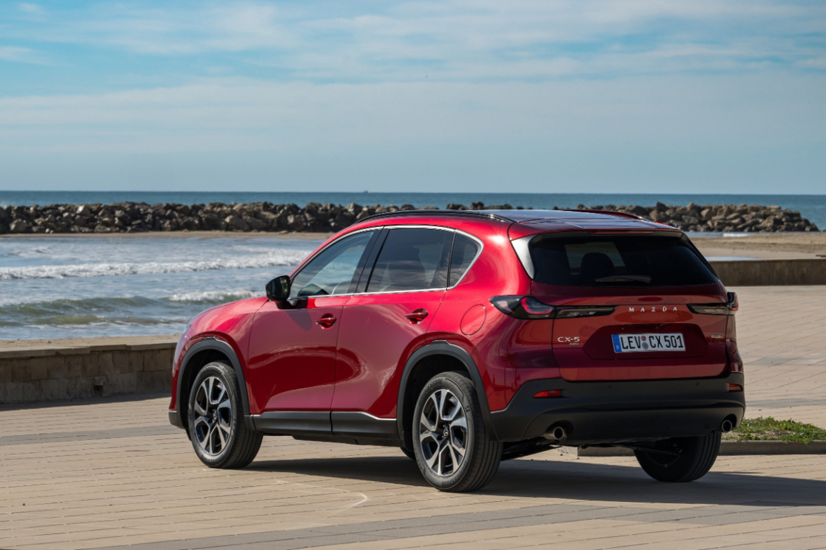 Mazda CX-5.