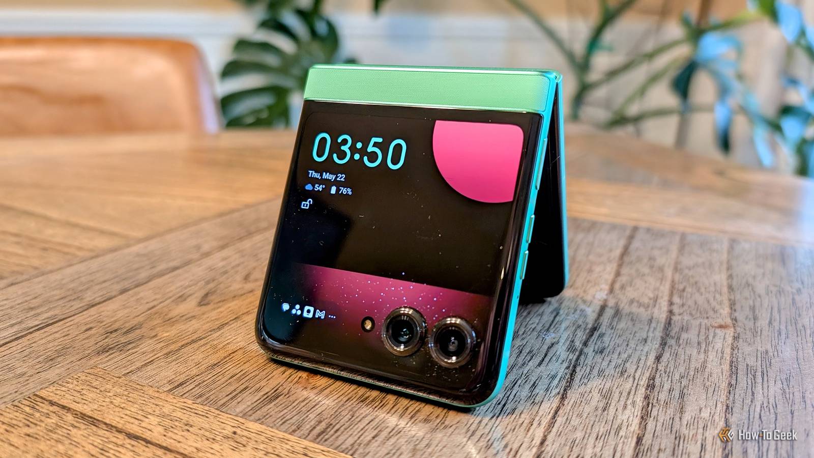 Motorola might be winning the foldable phone game—and nobody noticed