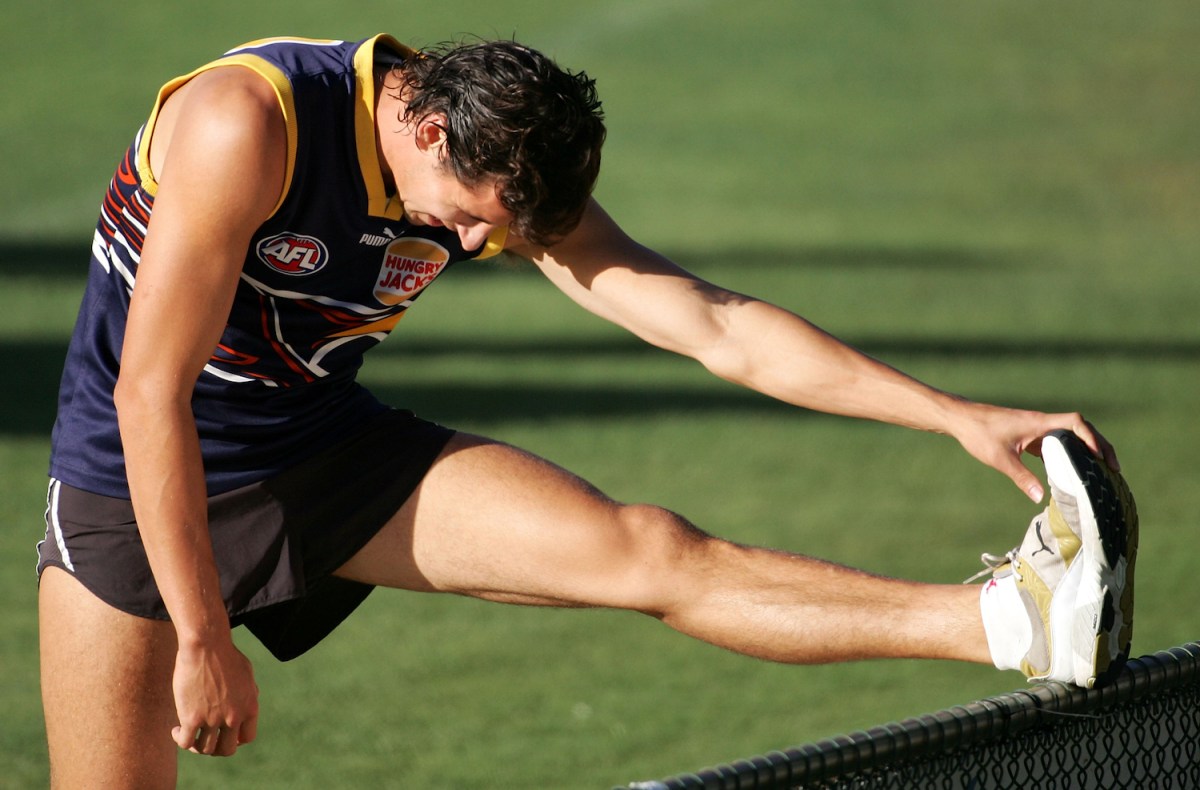 How to Maintain a Workout Routine, According to a Sports Doctor