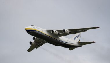 Antonov AN-124 takes off from Auckland after rare mega cargo plane visit