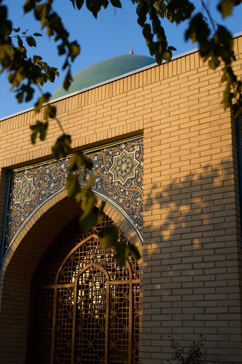 Exterior of Okhun Gozar mosque