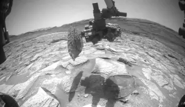 NASA’s Curiosity rover accidentally pulled a rock out of Mars